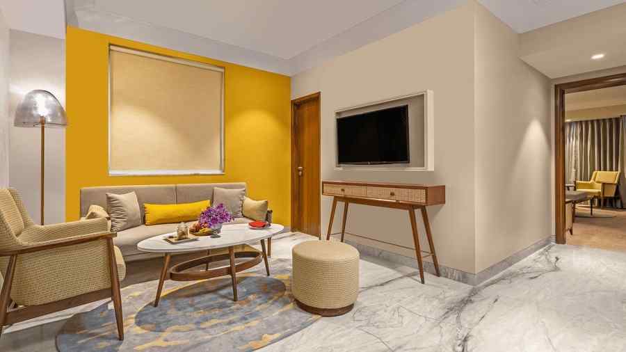 2 BR Royal Apt Living room 1